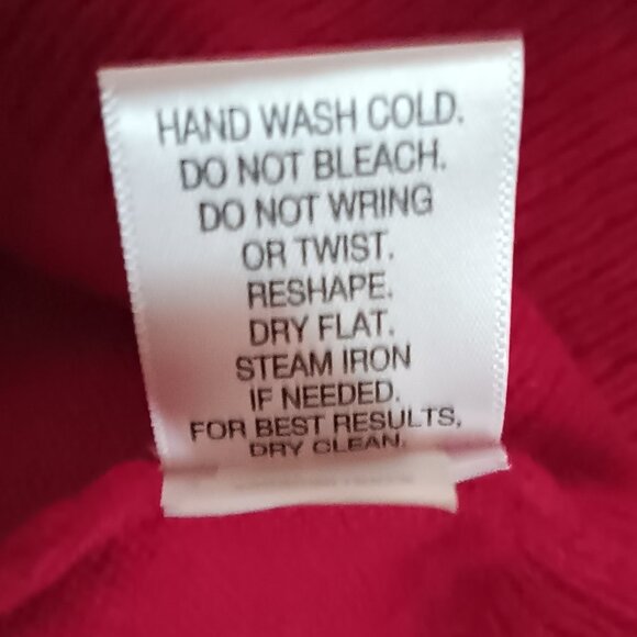 Apt.9 Cashmere V Neck Sweater, size M - Picture 5 of 5